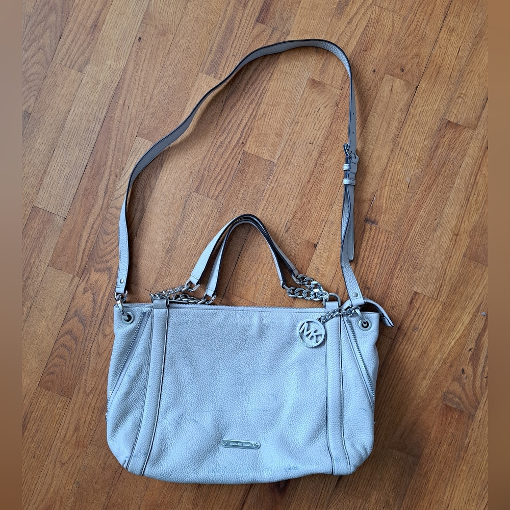 Michael Kors Pebble Gray Purse